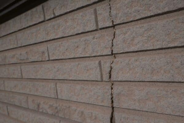 fixing damaged brickwork